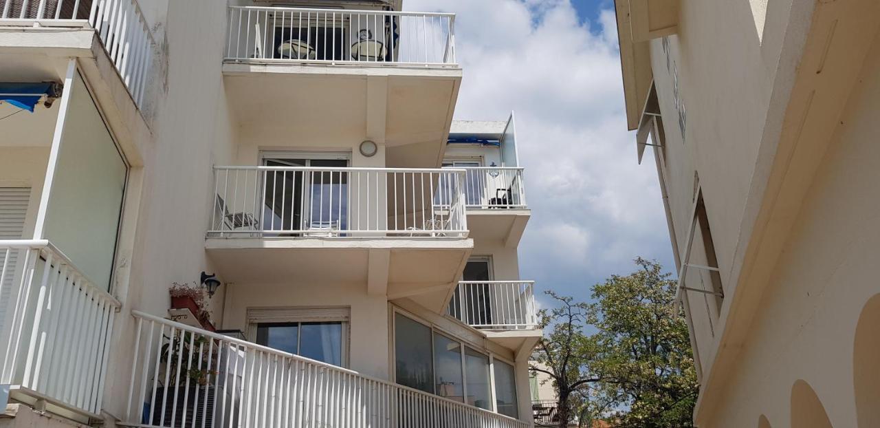 Les Pieds Dans L'O - Appartement 50M2 Front De Mer Saint-Cyr-sur-Mer Kültér fotó