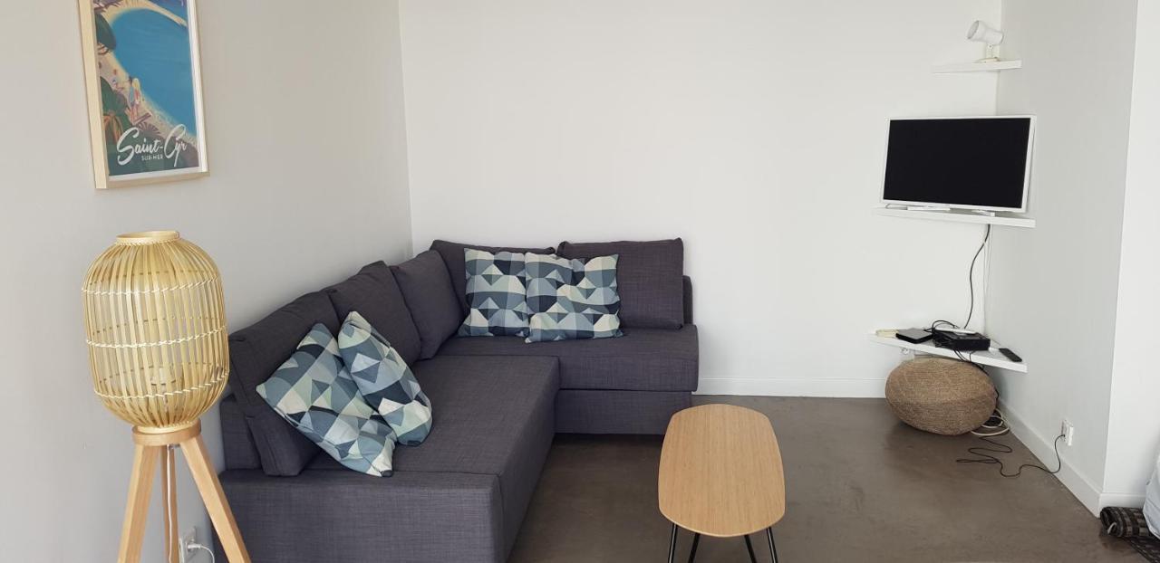Les Pieds Dans L'O - Appartement 50M2 Front De Mer Saint-Cyr-sur-Mer Kültér fotó